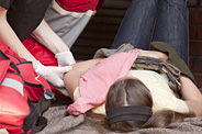 En attendant l'arrivée des Paramédics
